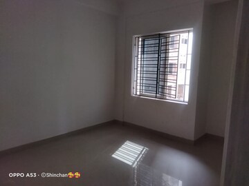 Room in 3 BHK Apartment at New Town Action Area ii – for Sale