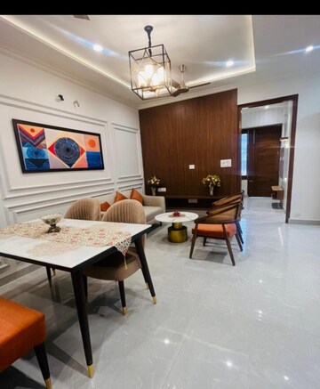 Master Bedroom in 4 BHK Apartment at Tirumala Habitats, Mulund West – for Sale