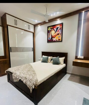 Bedroom in 4 BHK Apartment at Tirumala Habitats, Mulund West – for Sale