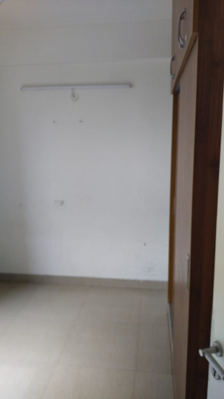 Room, emaar-mgf-emerald-hills 4 Bedroom 1750 Sq.Ft. Builder Floor In Sector 65 Gurgaon 8798830