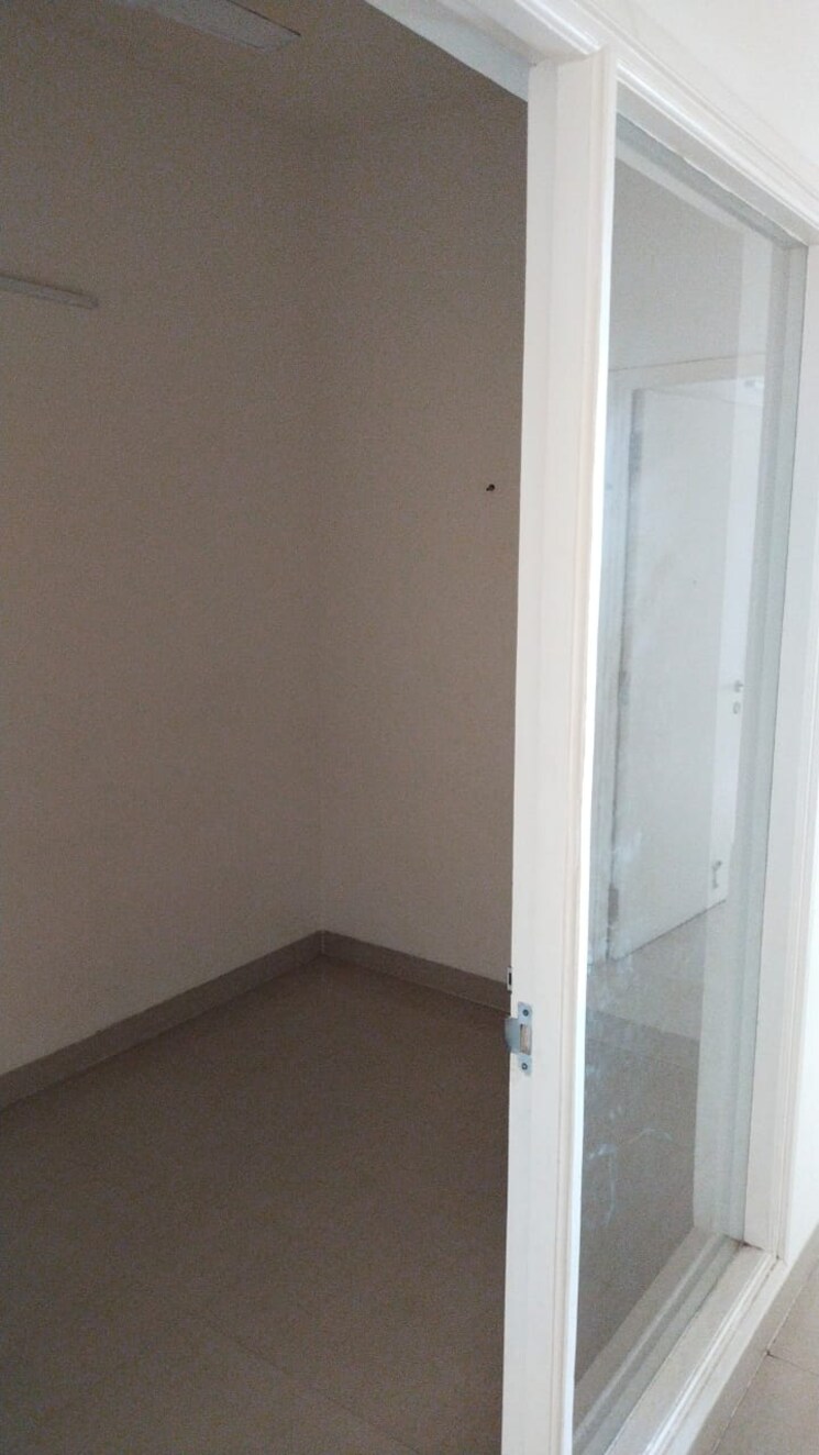 Bathroom, emaar-mgf-emerald-hills 4 Bedroom 1750 Sq.Ft. Builder Floor In Sector 65 Gurgaon 8798830