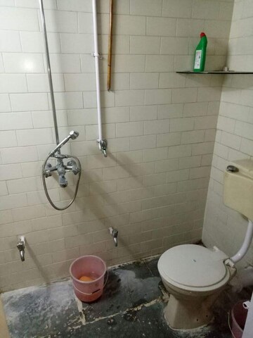 Bathroom in 1 BHK Apartment at Vishrant Society, Vishrantwadi – for Rent