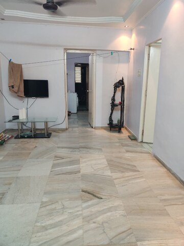 Room in 1 BHK Apartment at Neelkanth CHS Malad West, Malad West – for Rent