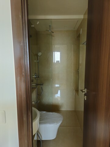 Bathroom in 1 BHK Apartment at LnT Veridian, Powai – for Rent