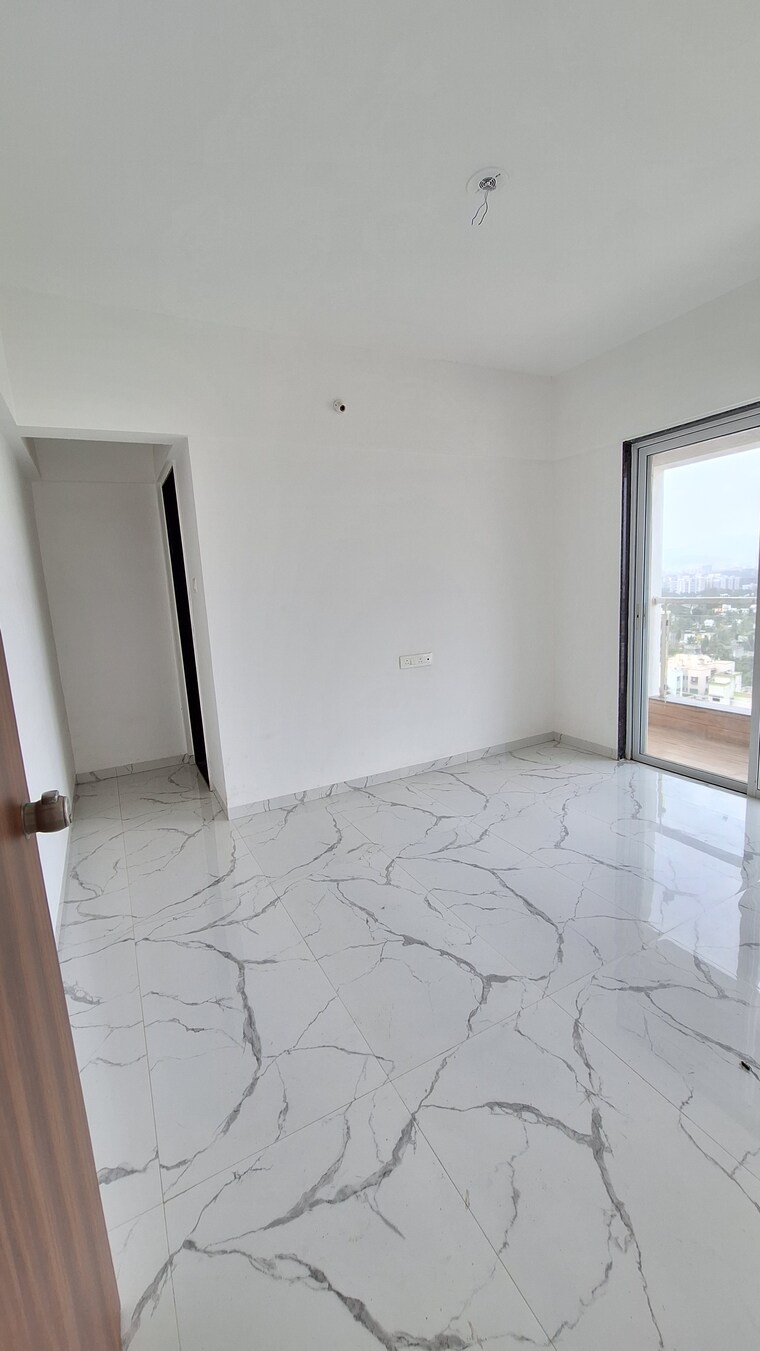 Balcony, shitole-height 3 Bedroom 1040 Sq.Ft. Apartment In Warje Pune 8798933