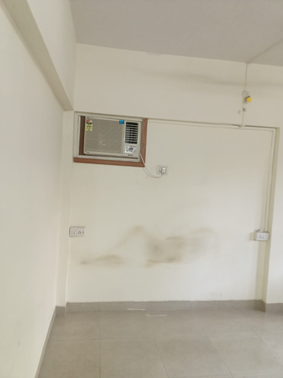 1 Rk  320 Sq.Ft. Apartment in Aalap CHS Hindu Colony