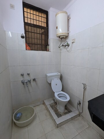Bathroom in 1 BHK Builder Floor at Spazedge, Sector 47 – for Rent