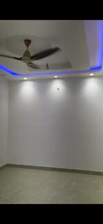 3 BHK + Pooja Room 1000 Sq.Ft. Builder Floor in Govindpuri