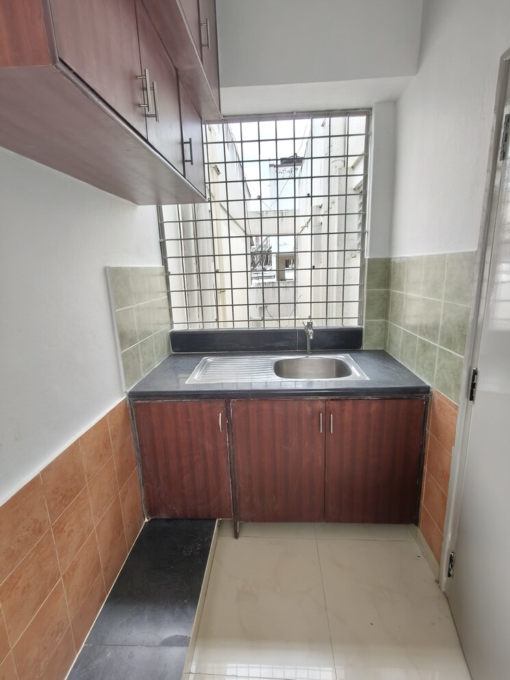 Kitchen, smr-vinay-cascades-blk-b1 3 Bedroom 2000 Sq.Ft. Apartment In Cv Raman Nagar Bangalore 8799066