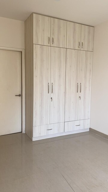 Building Lobby in 3 BHK Apartment at M3M Merlin, Sector 67 – for Rent