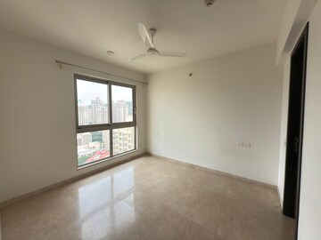 Room in 1 BHK Apartment at Naman Premier, Andheri East – for Rent