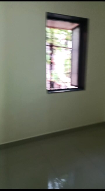 Room in 2 BHK Apartment at Thane West – for Rent