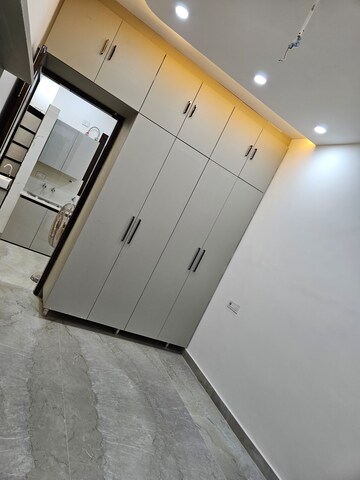 Furnished Amenities in 4 BHK Independent House at Virat Nagar – for Sale