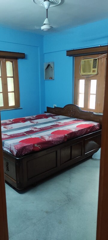 Bedroom in 3 BHK Apartment at Bagbazar – for Rent