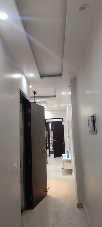 Building Lobby in 2 BHK Builder Floor at Ashok Nagar – for Rent