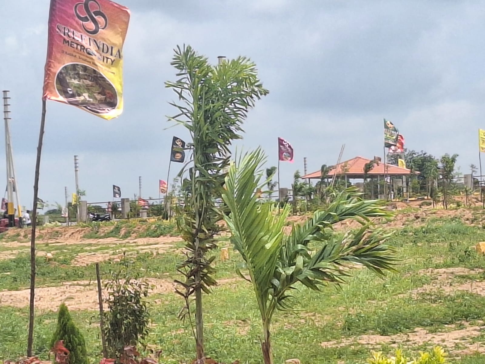 Plot For Sale in Sree India Metro City Kad