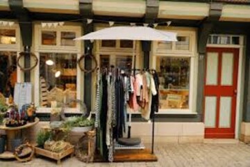  Shop For Rent in Ashish Plaza Kothrud, Kothrud
