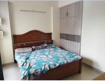 Bedroom in 2.5 BHK Apartment at Panchsheel Greens II, Sector 16 Greater Noida – for Rent