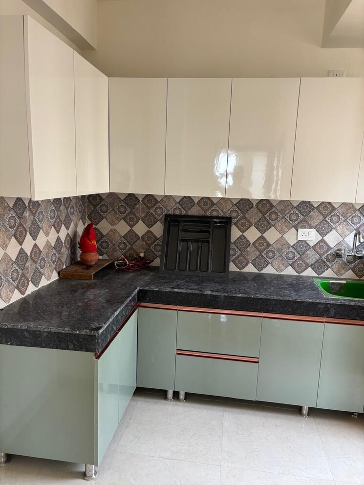 Kitchen, signature-global-prime 2 Bedroom 834 Sq.Ft. Apartment In Sector 63a Gurgaon 8799280