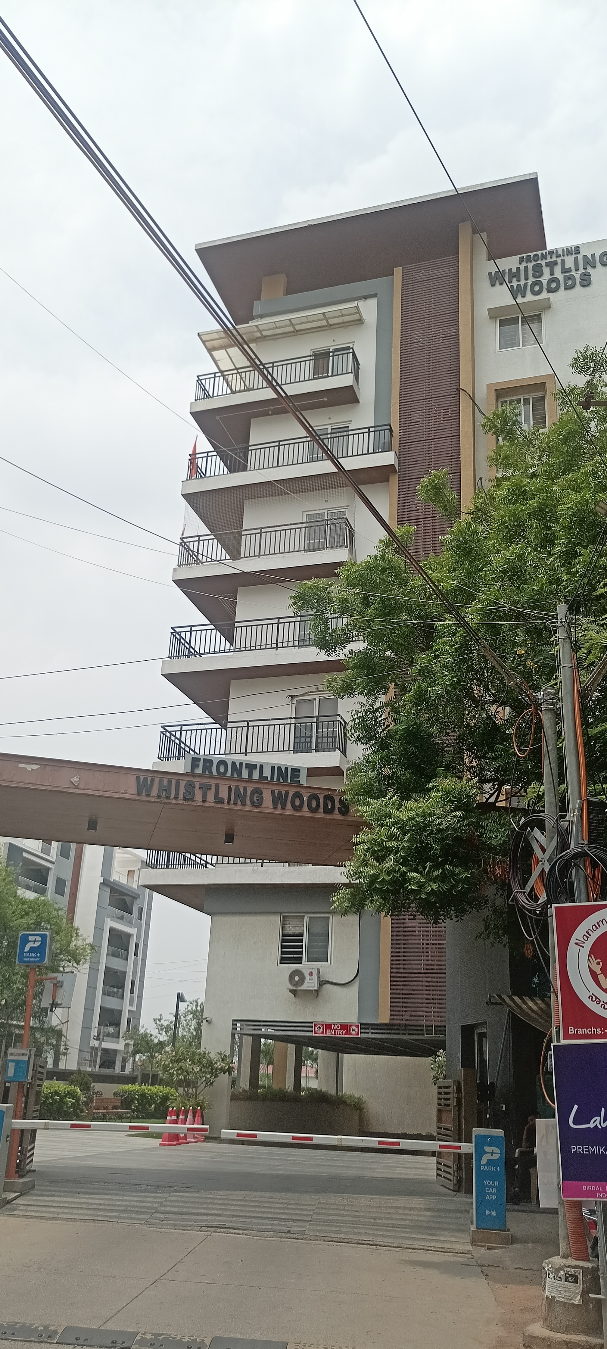 3 BHK + Pooja Room,Study Room 1735 Sq.Ft. Apartment in Crown Whistling Woods