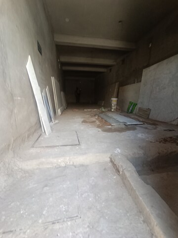  Showroom For Rent in Exhibition Road