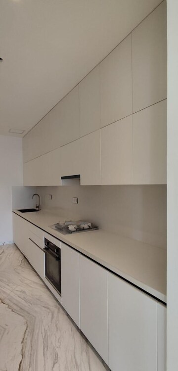 Kitchen in 3.5 BHK Apartment at Prestige Fairfield, Rmv 2nd Stage – for Rent