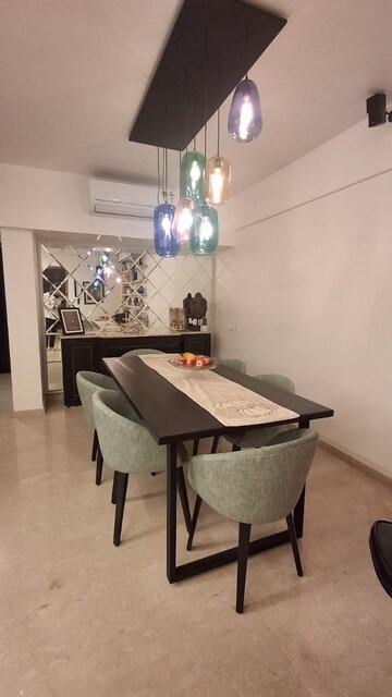 Team Area in 3.5 BHK Apartment at Ashiana Apartment Bandra, Bandra West – for Rent