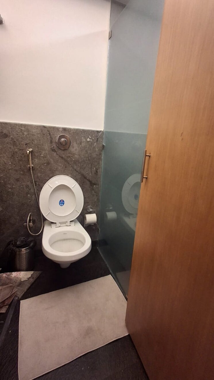 Bathroom, ashiana-apartment-bandra 3.5 Bedroom 1850 Sq.Ft. Apartment In Bandra West Mumbai 8799312