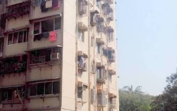 1.5 BHK Apartment For Rent in Sangeeta Apartment Santacruz West, Santacruz West