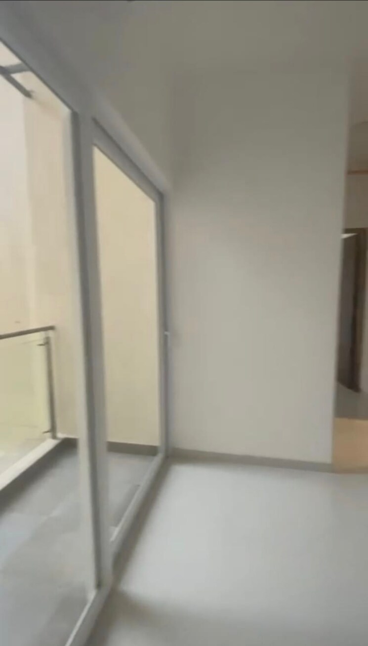 Balcony, oyster-saket-city 1 Bedroom 514 Sq.Ft. Apartment In Kalyan East Thane 8799368