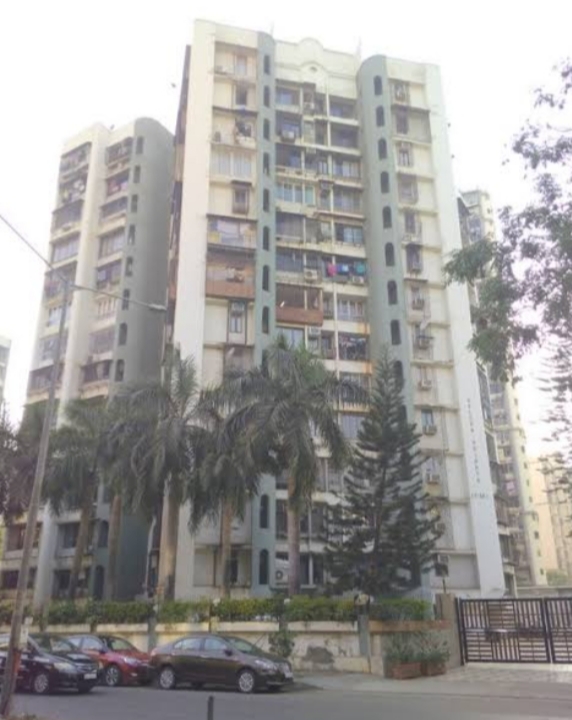 3 BHK + Pooja Room Apartment For Rent in Golden Heights Andheri West