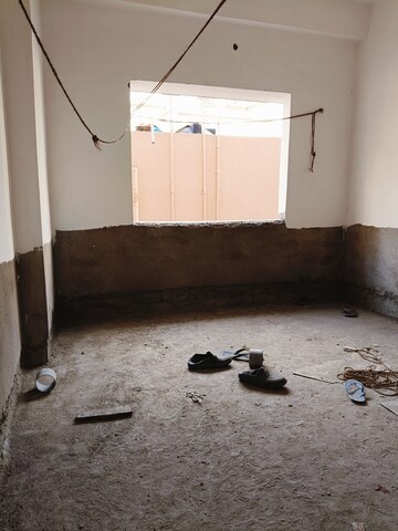 Room in 2 BHK Apartment at Kalindi – for Sale