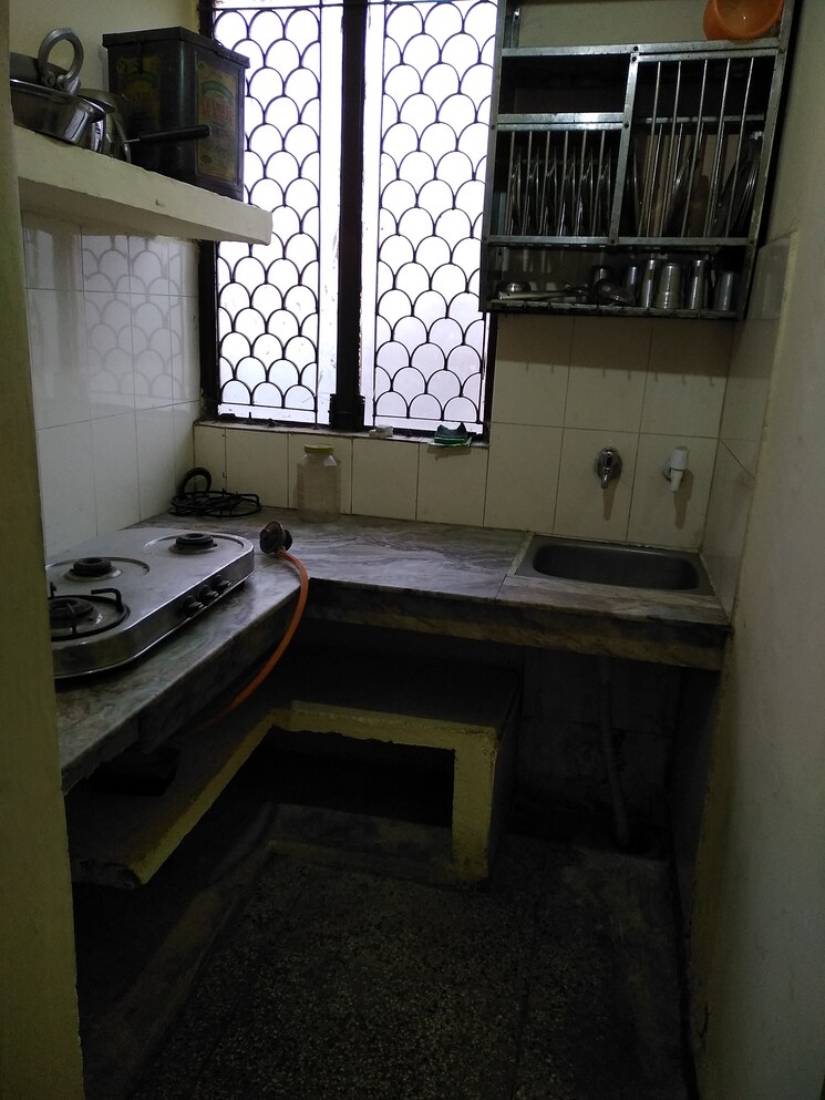 Kitchen, lajpat nagar 4 1 Bedroom 567 Sq.Ft. Builder Floor In Lajpat Nagar 4 Delhi 8799383