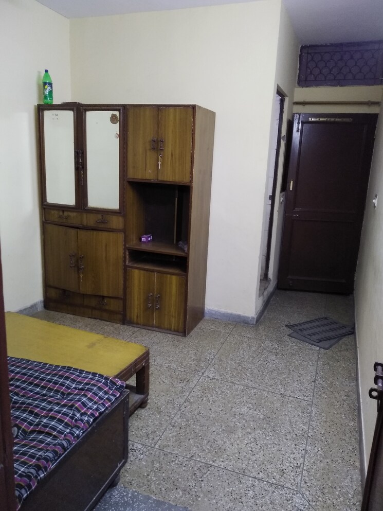 Bedroom, lajpat nagar 4 1 Bedroom 567 Sq.Ft. Builder Floor In Lajpat Nagar 4 Delhi 8799383