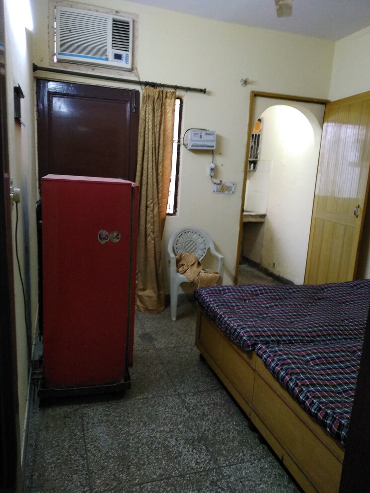 Bedroom, lajpat nagar 4 1 Bedroom 567 Sq.Ft. Builder Floor In Lajpat Nagar 4 Delhi 8799383