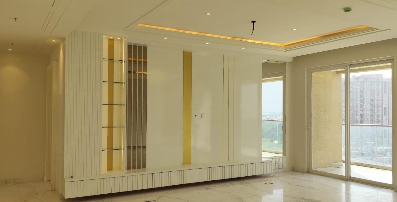 3.5 BHK + Servant Room Apartment For Rent in Bhartiya Leela Residences