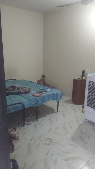 Bedroom in 1.5 BHK Builder Floor at Mayur Vihar – for Rent