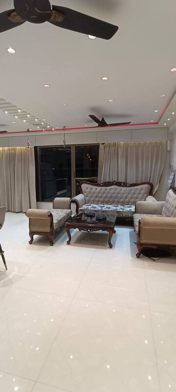 Living Room in 3 BHK Apartment at Thane West – for Rent