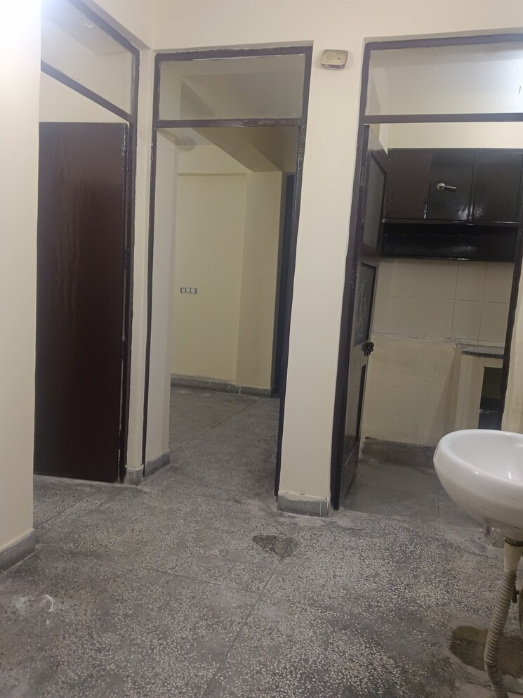 Room, molarband 1 Bedroom 516 Sq.Ft. Apartment In Molarband Delhi 8799440