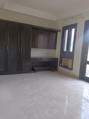 Room in 4 BHK Builder Floor at Soami Nagar – for Sale