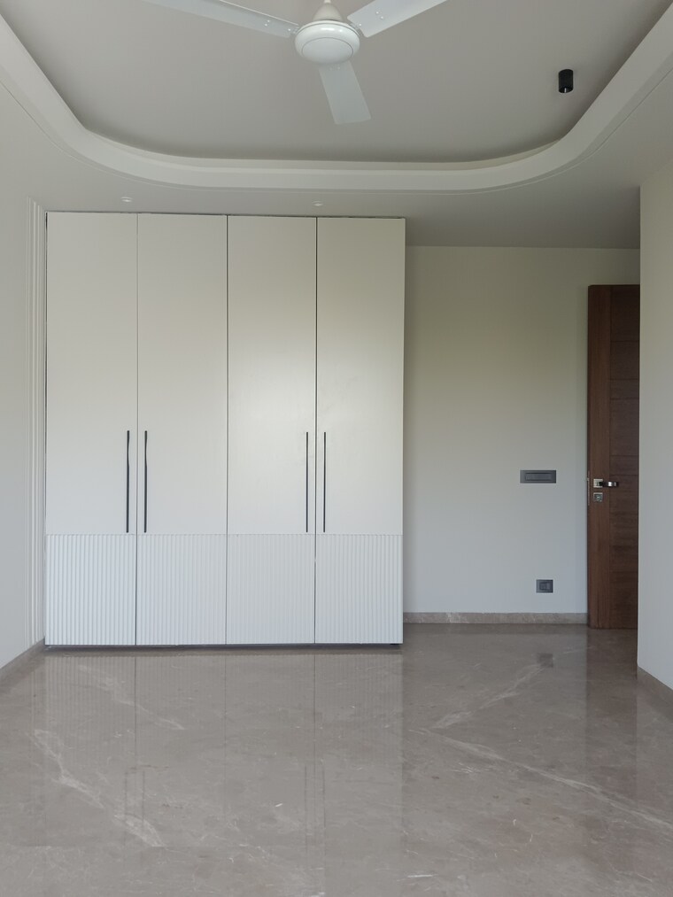 undefined, soami nagar 4 Bedroom 2700 Sq.Ft. Builder Floor In Soami Nagar Delhi 8799474