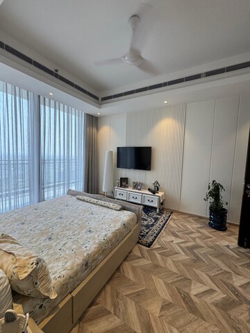 Bedroom in 4 BHK Apartment at Suncity Platinum Towers, Sector 28 – for Sale