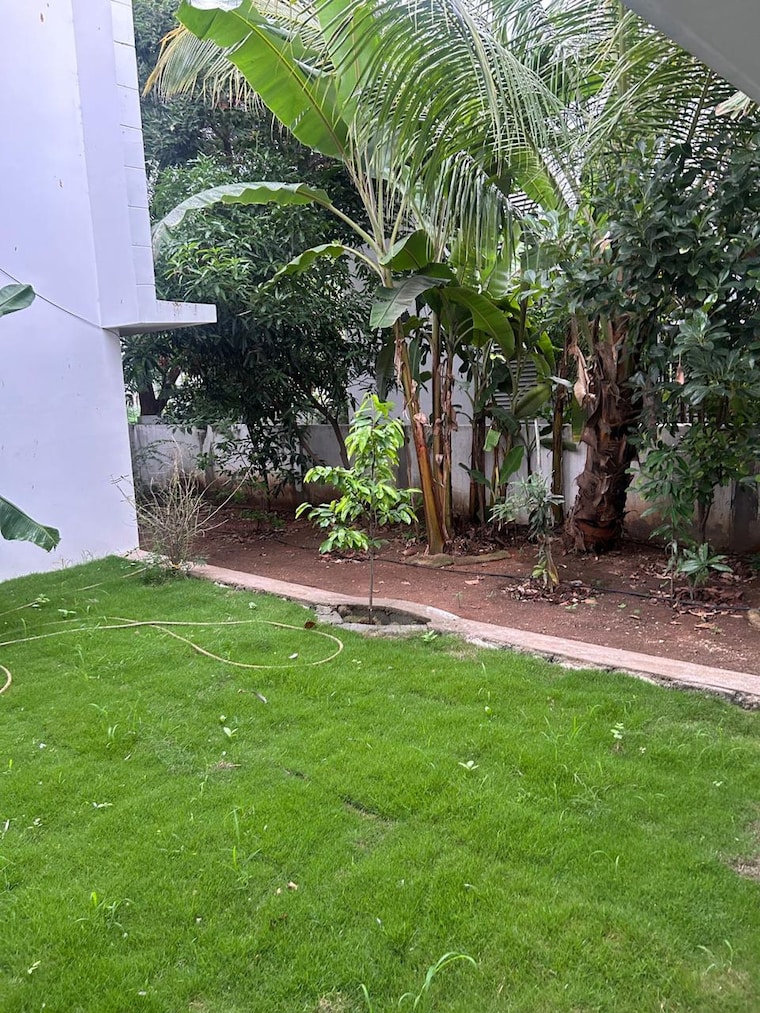 Garden, sark-one-extension 6+ Bedroom 800 Sq.Ft. Villa In Mokila Hyderabad 8799515
