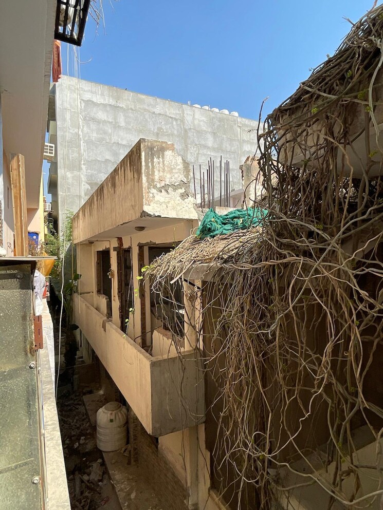 Exterior View, rajpur khurd extension 2 Bedroom 900 Sq.Ft. Builder Floor In Rajpur Khurd Extension Delhi 8775076