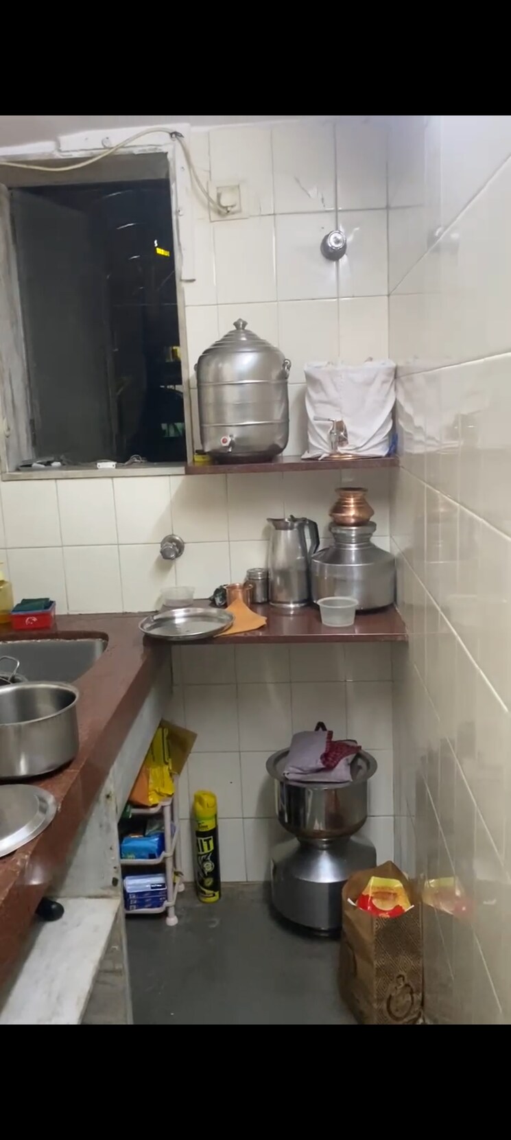 Kitchen, kurla east 1 RK 250 Sq.Ft. Apartment In Kurla East Mumbai 8799542