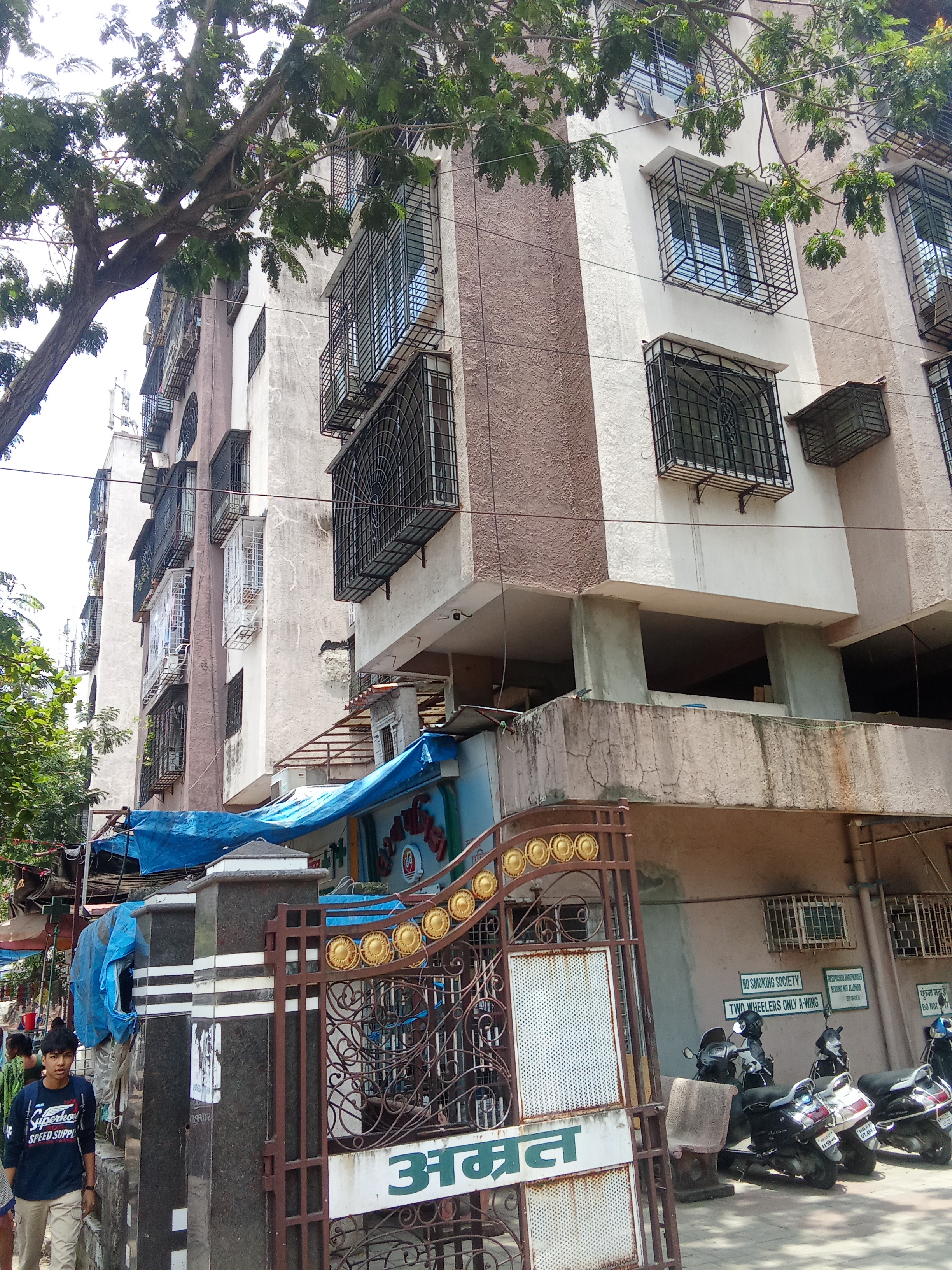 2 BHK Apartment For Rent in Amrut CHS Dahisar