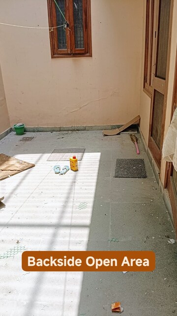 Balcony in 3 BHK Independent House at RWA Apartments Sector 50, Sector 50 – for Rent