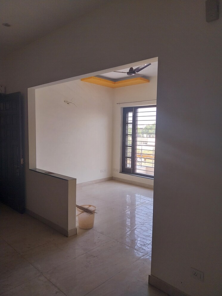 undefined, bptp-parklands 4 Bedroom 300 Sq.Yd. Builder Floor In Sector 76 Faridabad 8799548