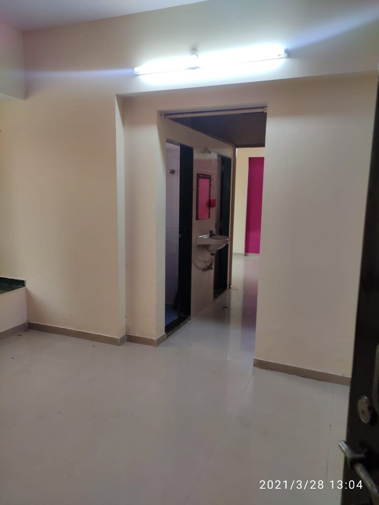 Room, yash-trinity 1 Bedroom 415 Sq.Ft. Apartment In Dadar West Mumbai 8799630
