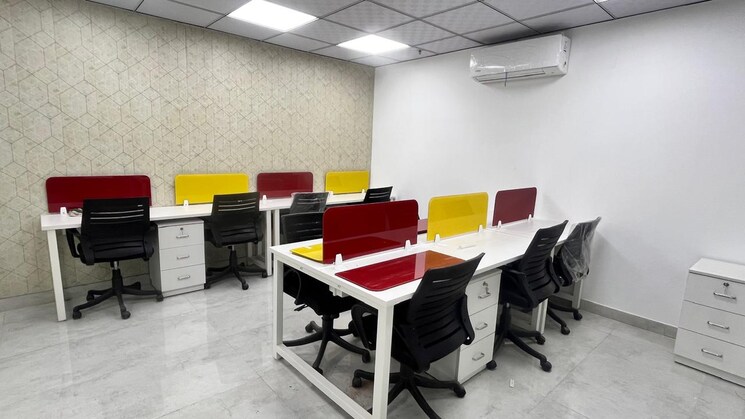 Team Area, sector 63 Commercial Office Space 1800 Sq.Ft. In Sector 63 Noida 8799633